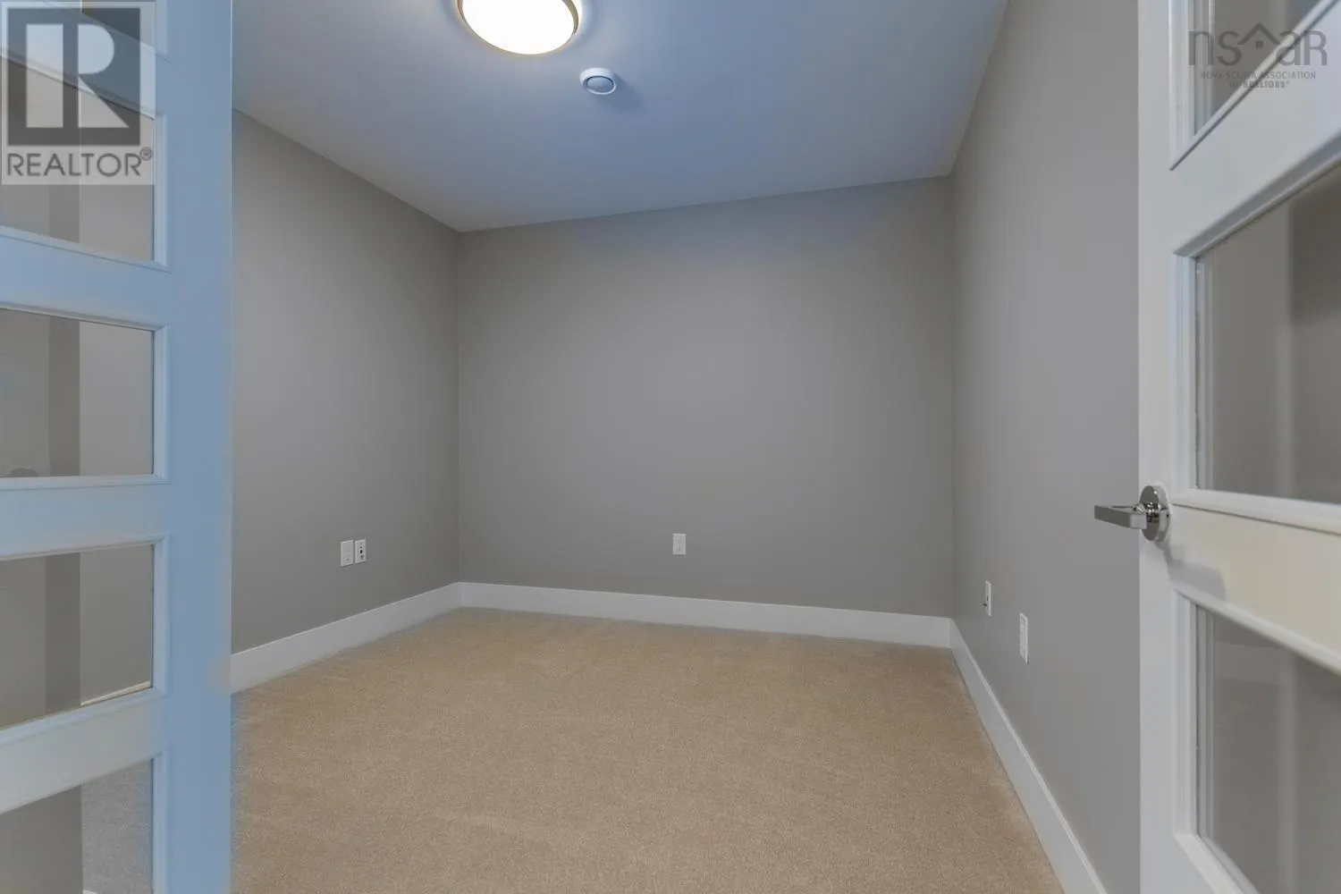 401 15 Kings Wharf Place