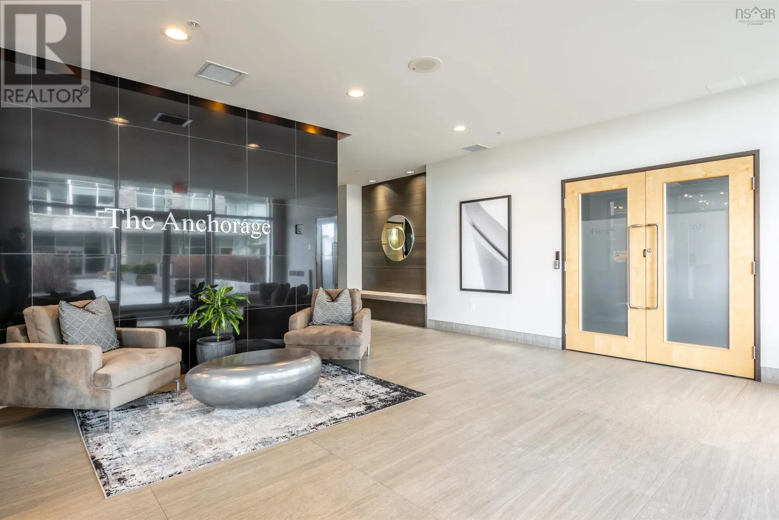 401 15 Kings Wharf Place