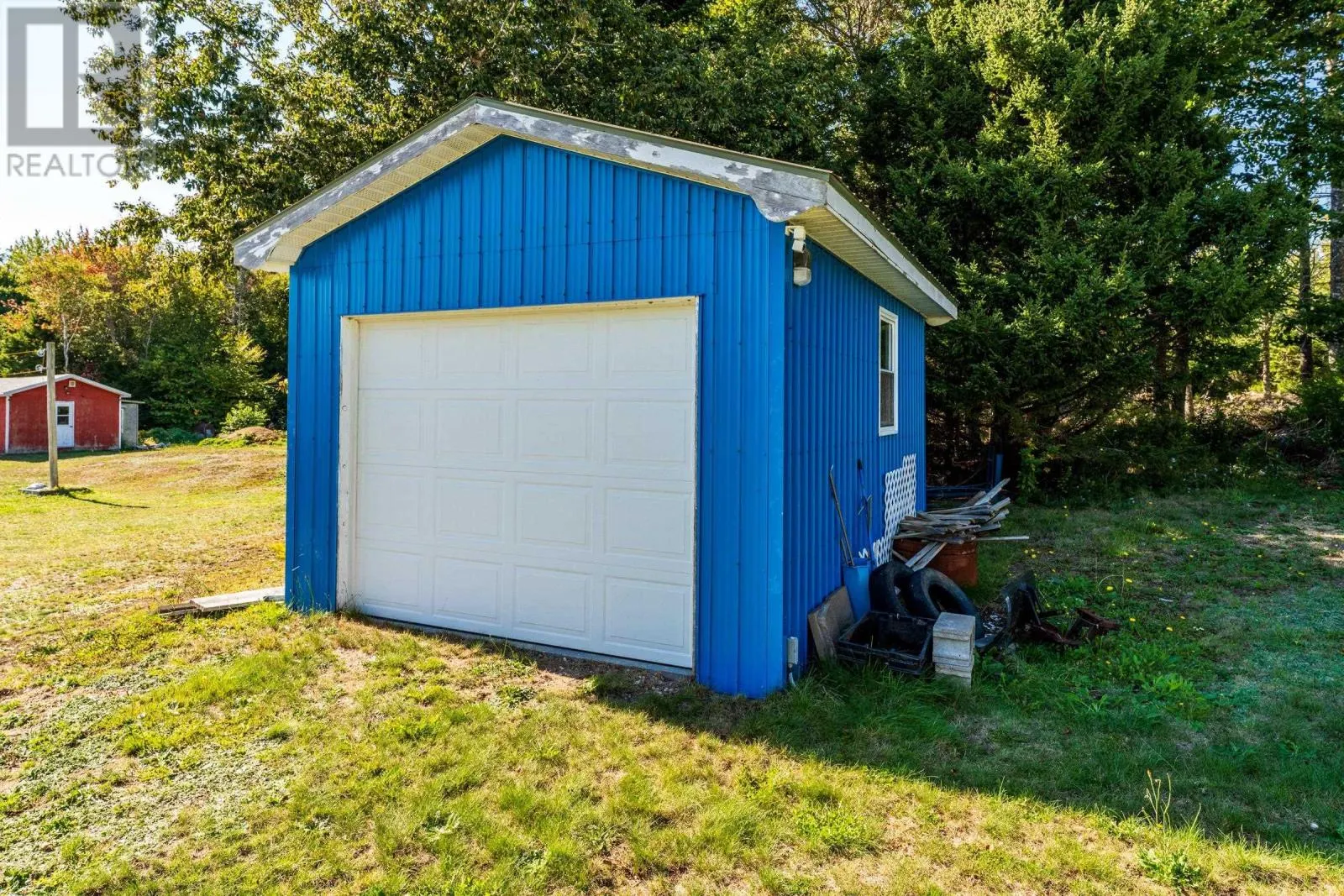 1530 Riverside Road