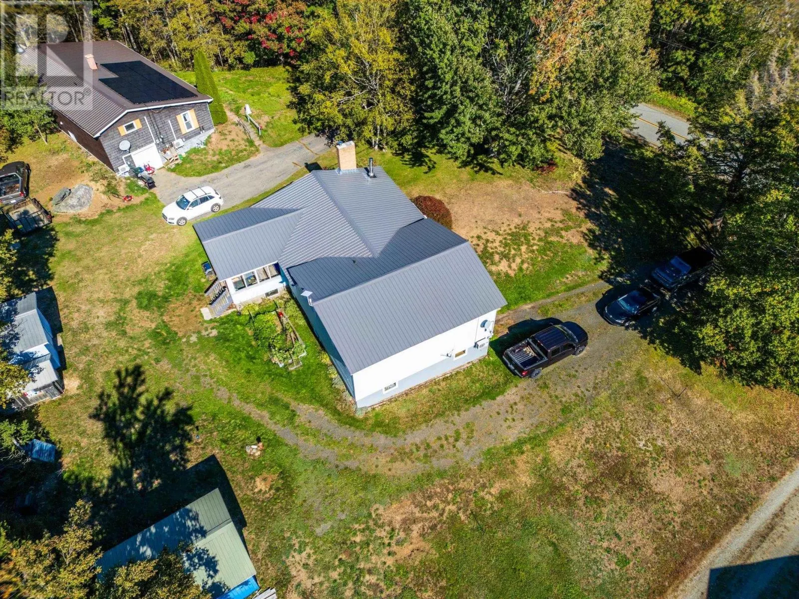 1530 Riverside Road