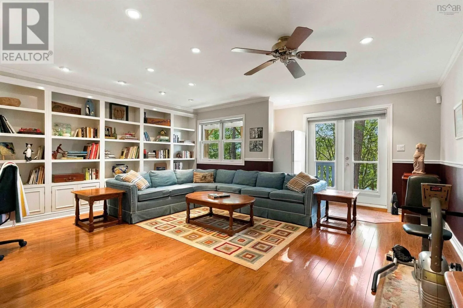 242 Spinnaker Drive