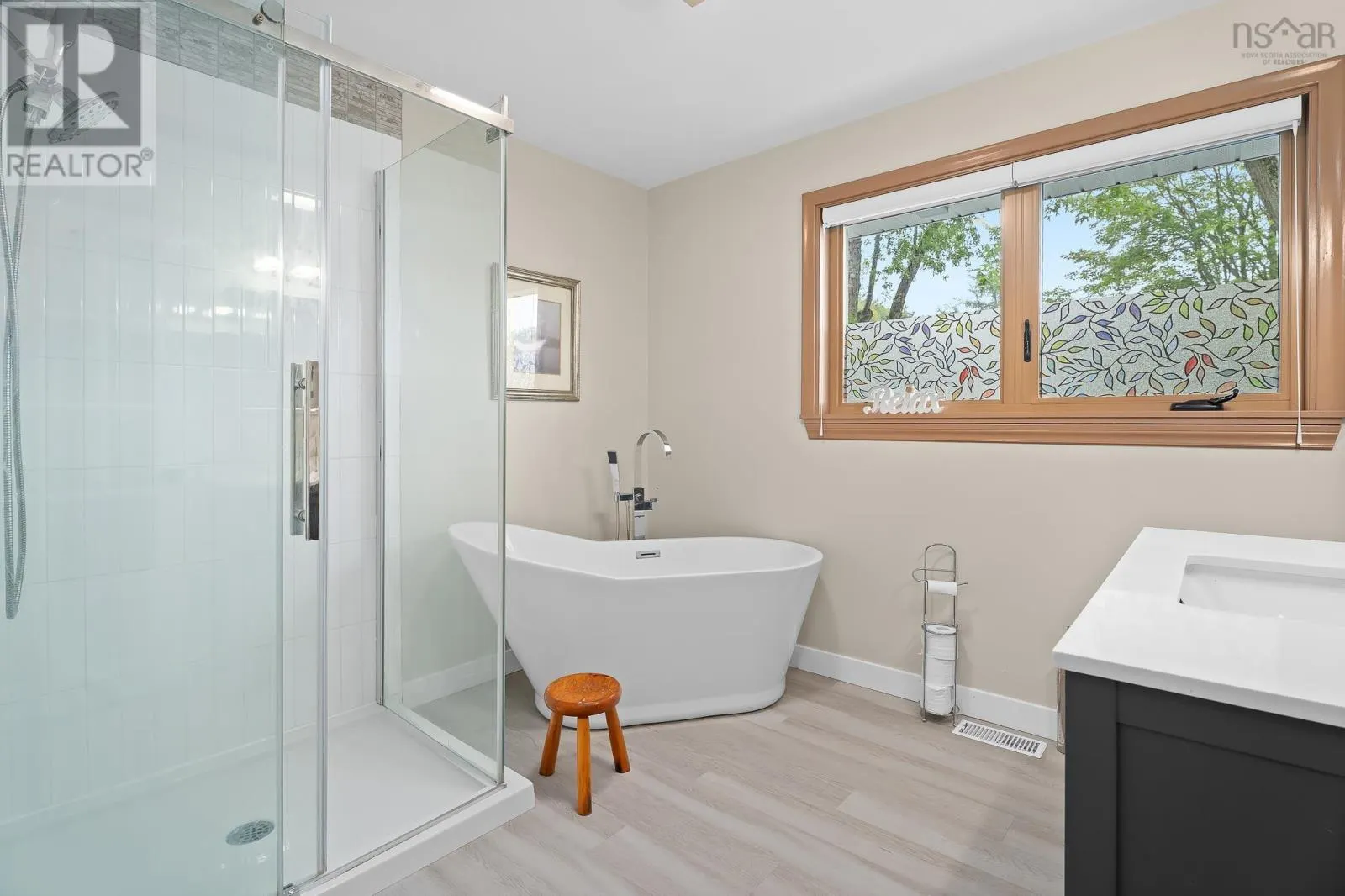 9 Brookhouse Road