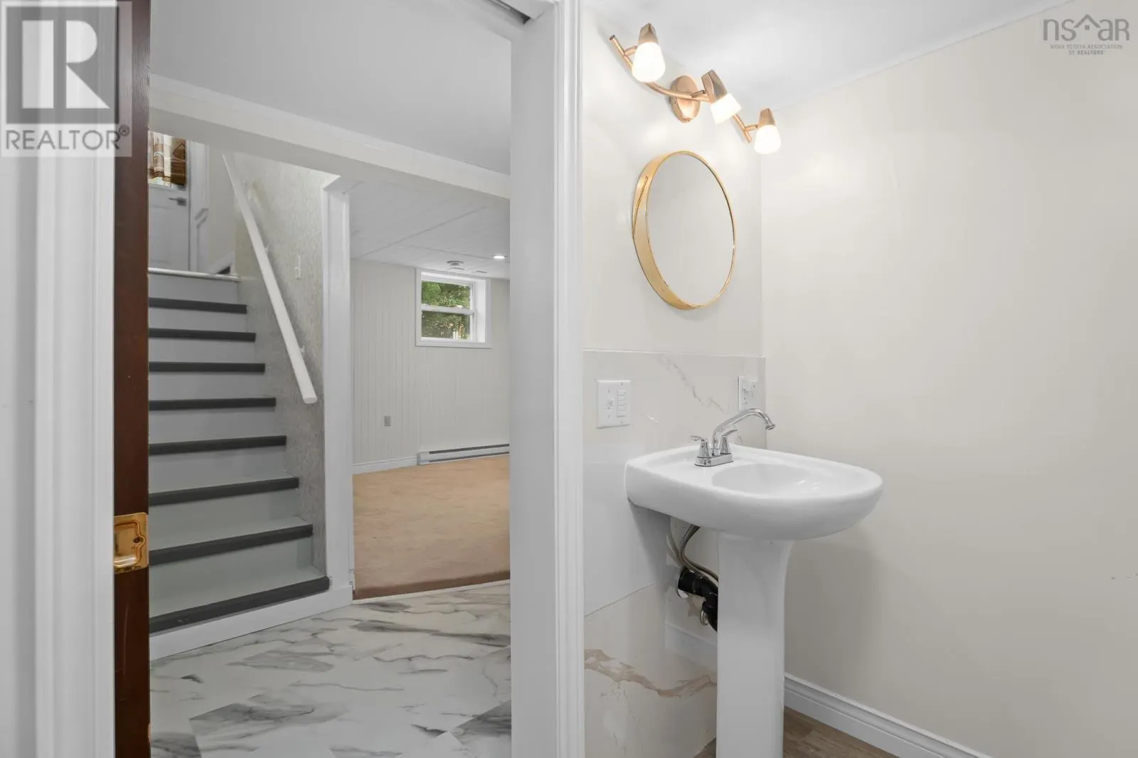 9 Brookhouse Road