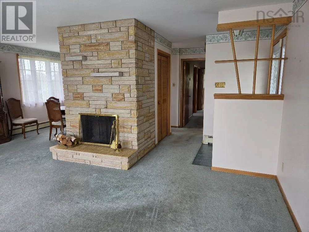 351 Pleasant St