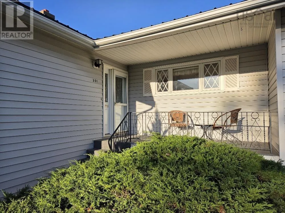 351 Pleasant St