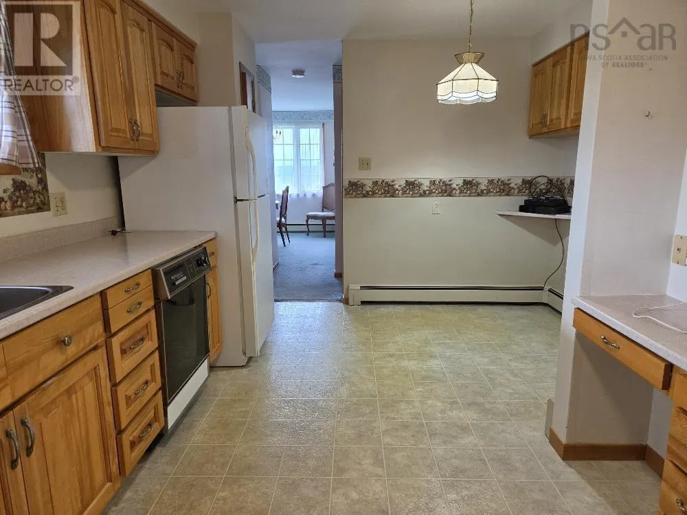 351 Pleasant St