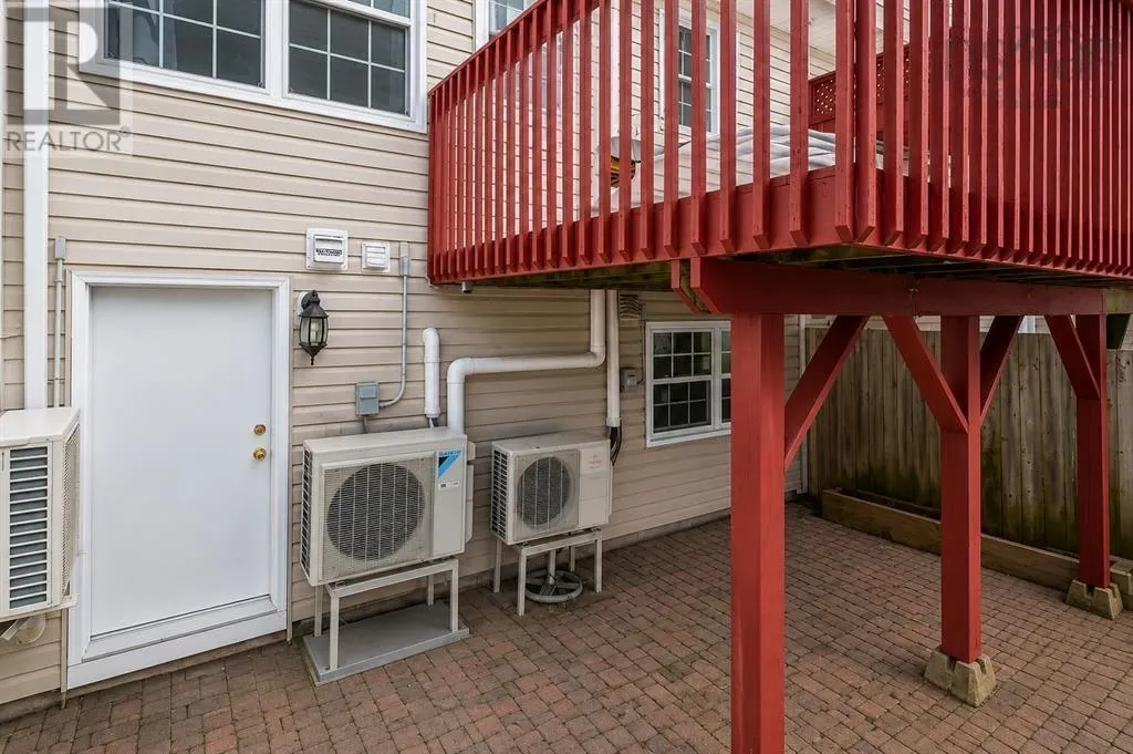 16 Prestwick Close