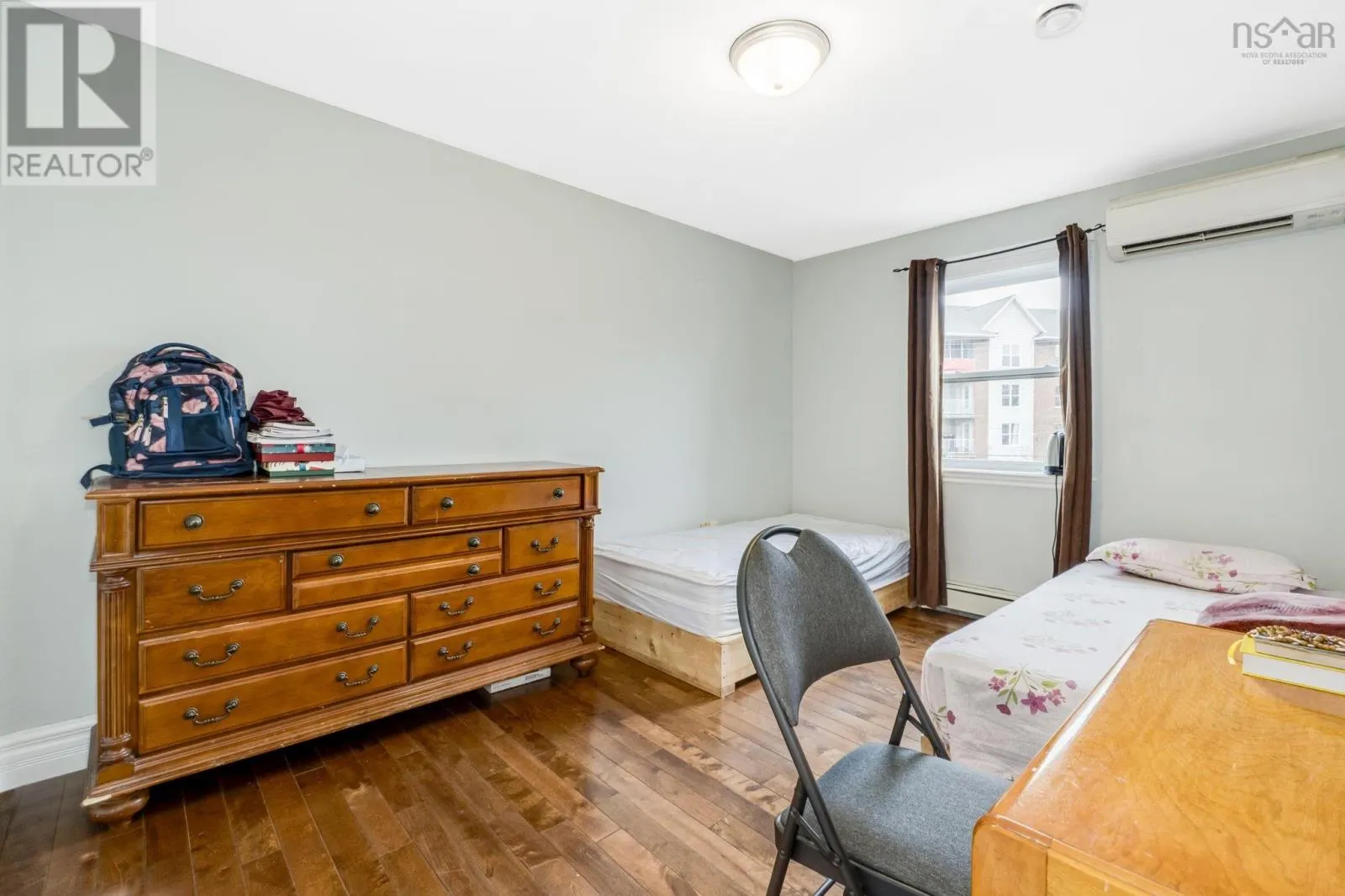 16 Prestwick Close