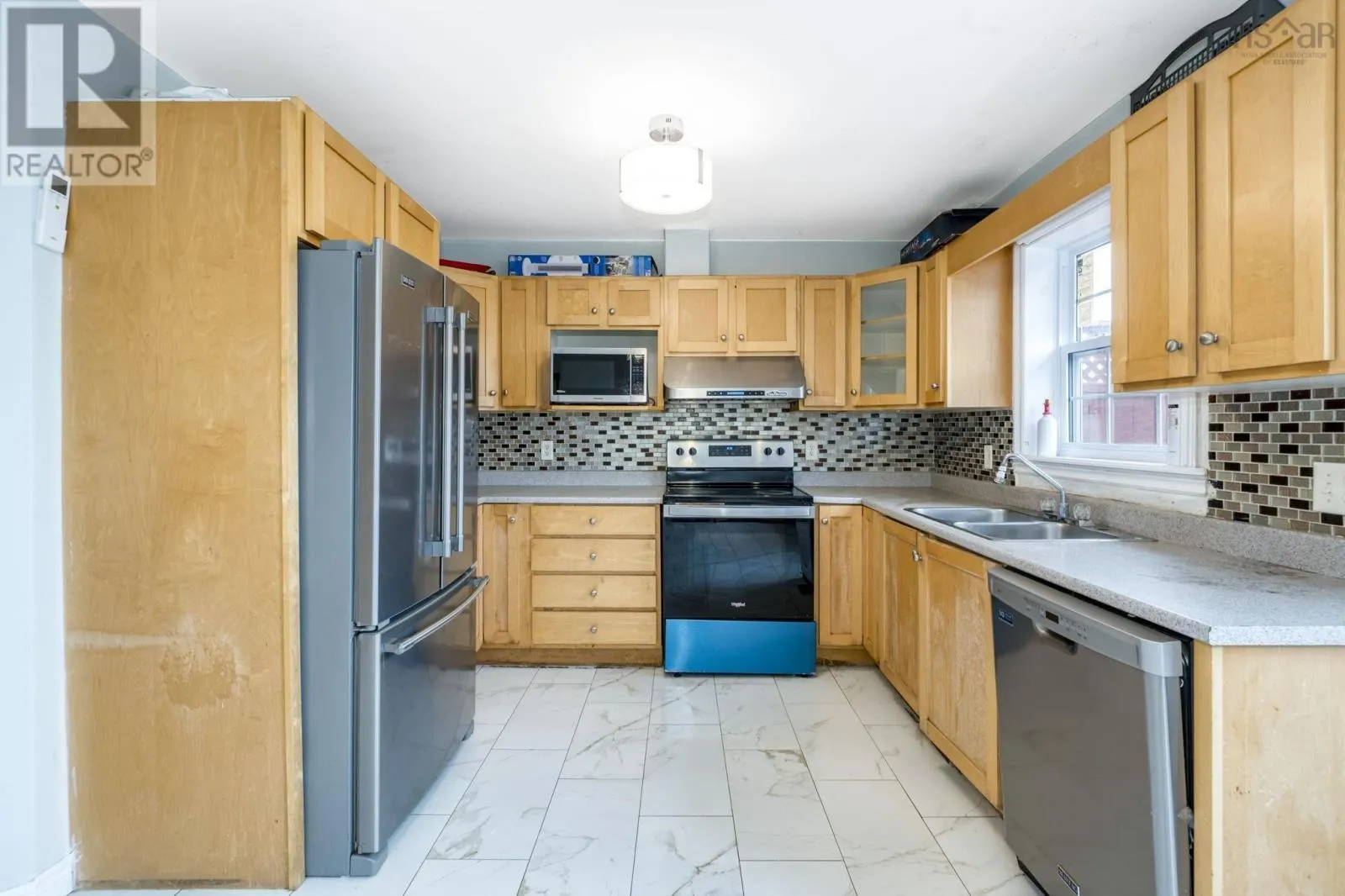 16 Prestwick Close