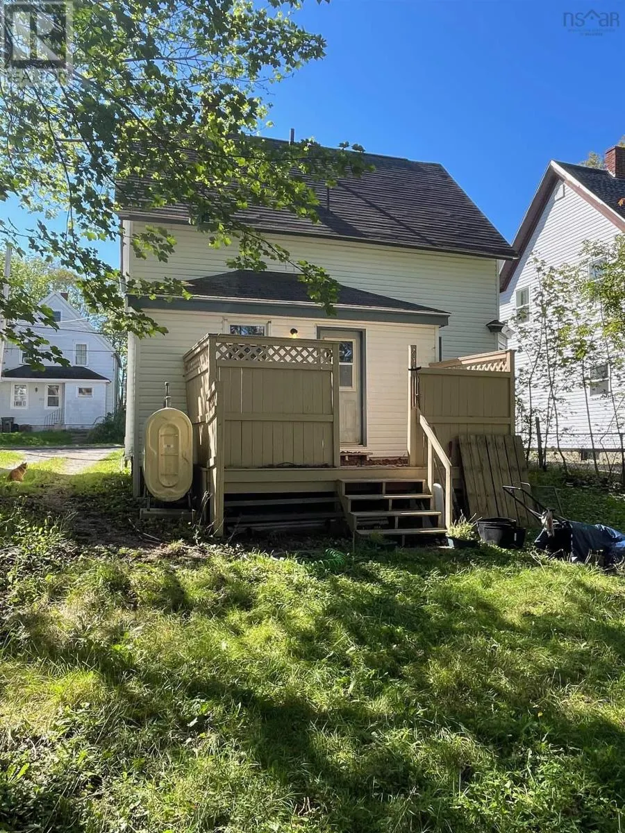 447 Bentinck Street