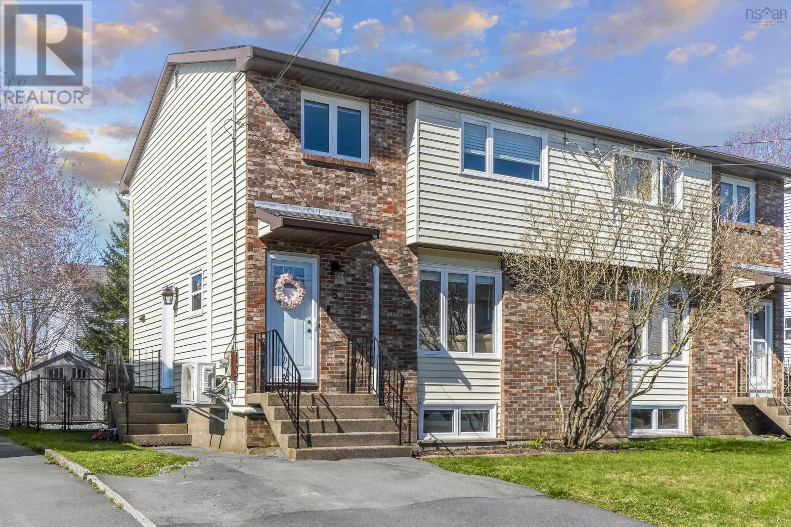5 Colonna Place