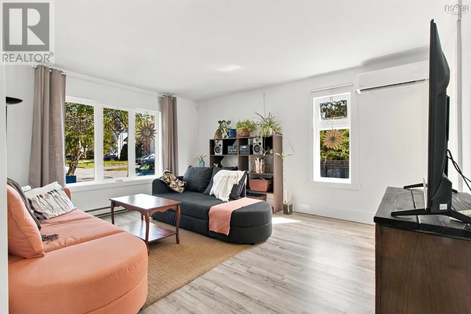 18 Red Maple Drive