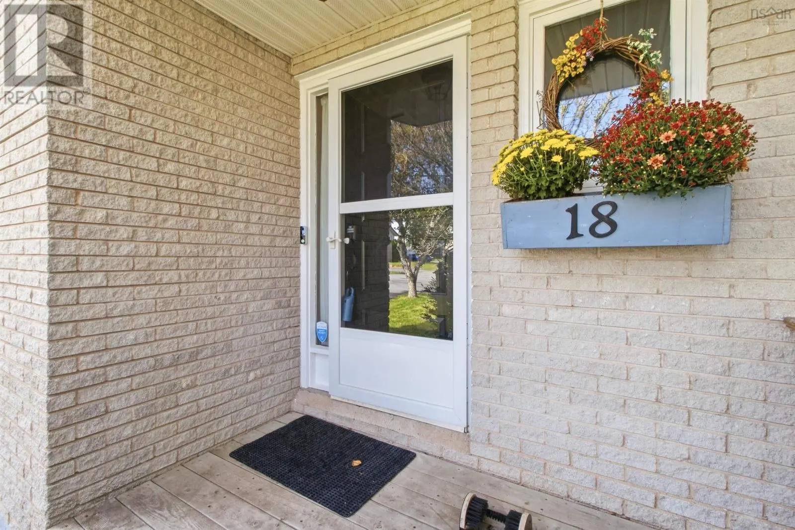 18 Red Maple Drive