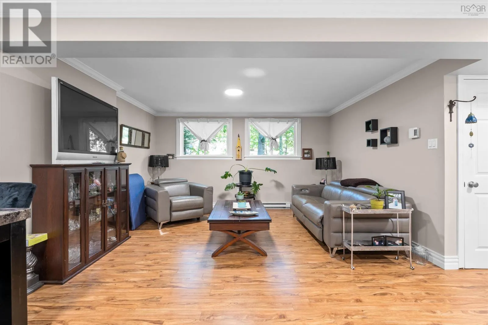 7 Jackson Drive