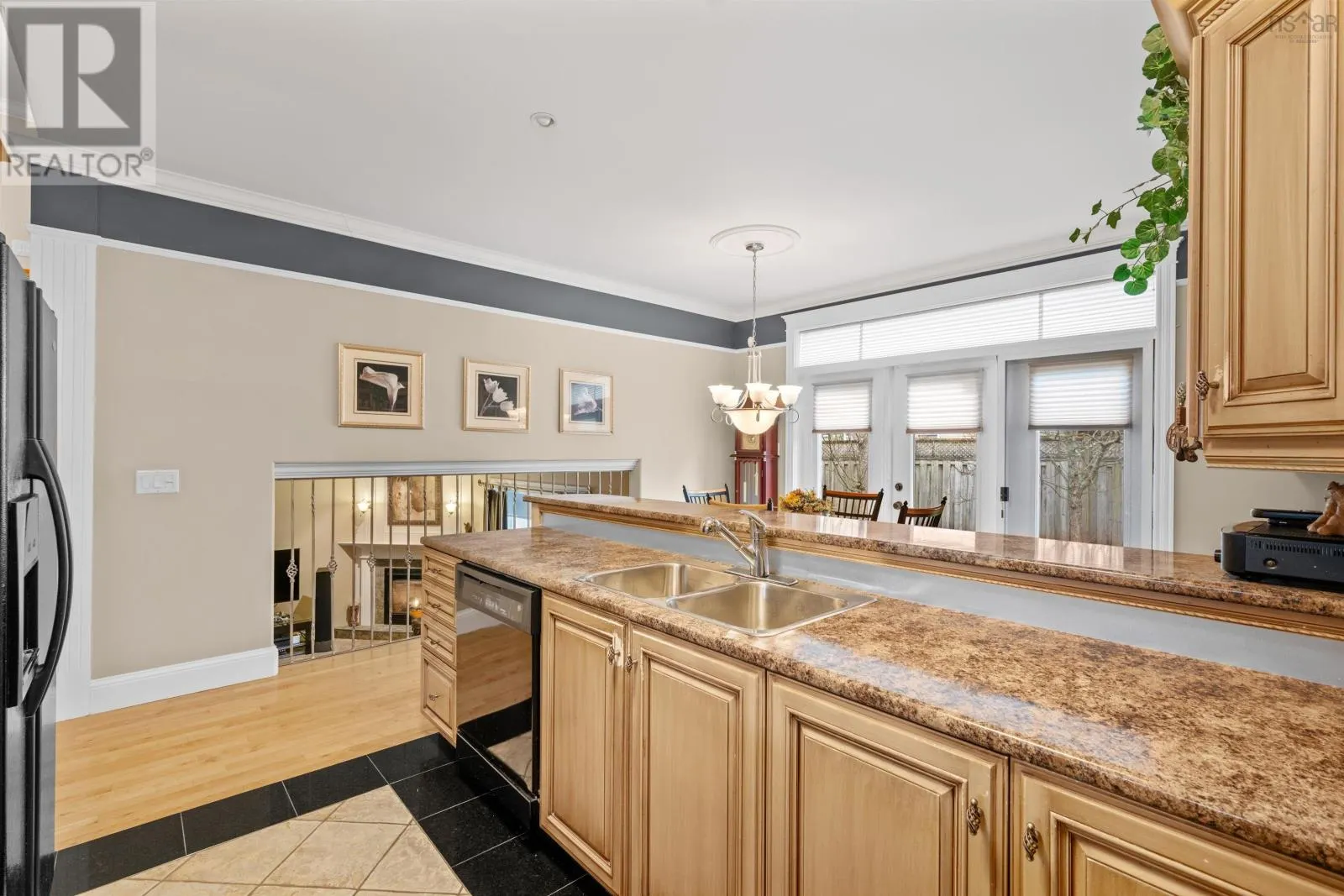 16 Ridgepark Lane