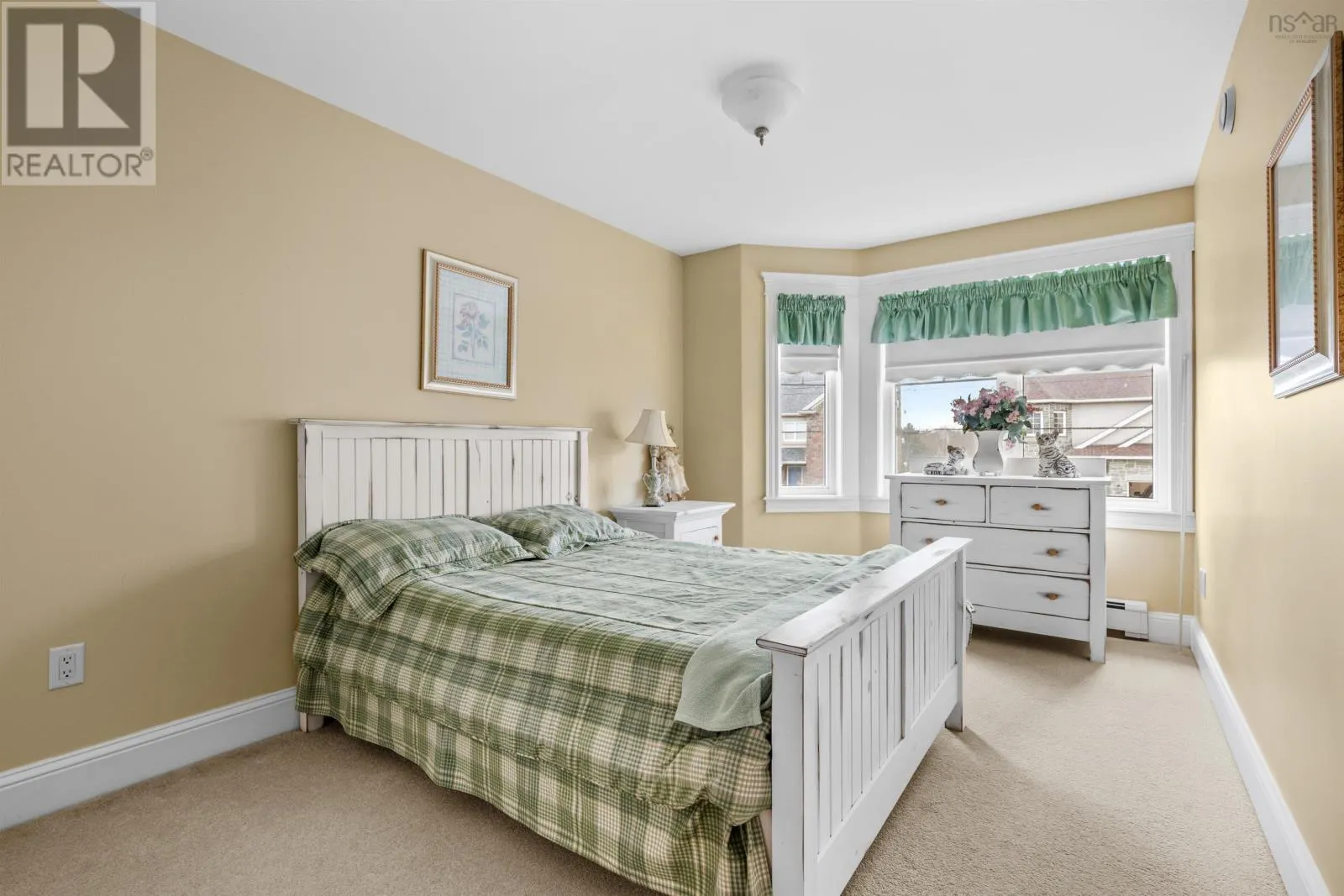 16 Ridgepark Lane