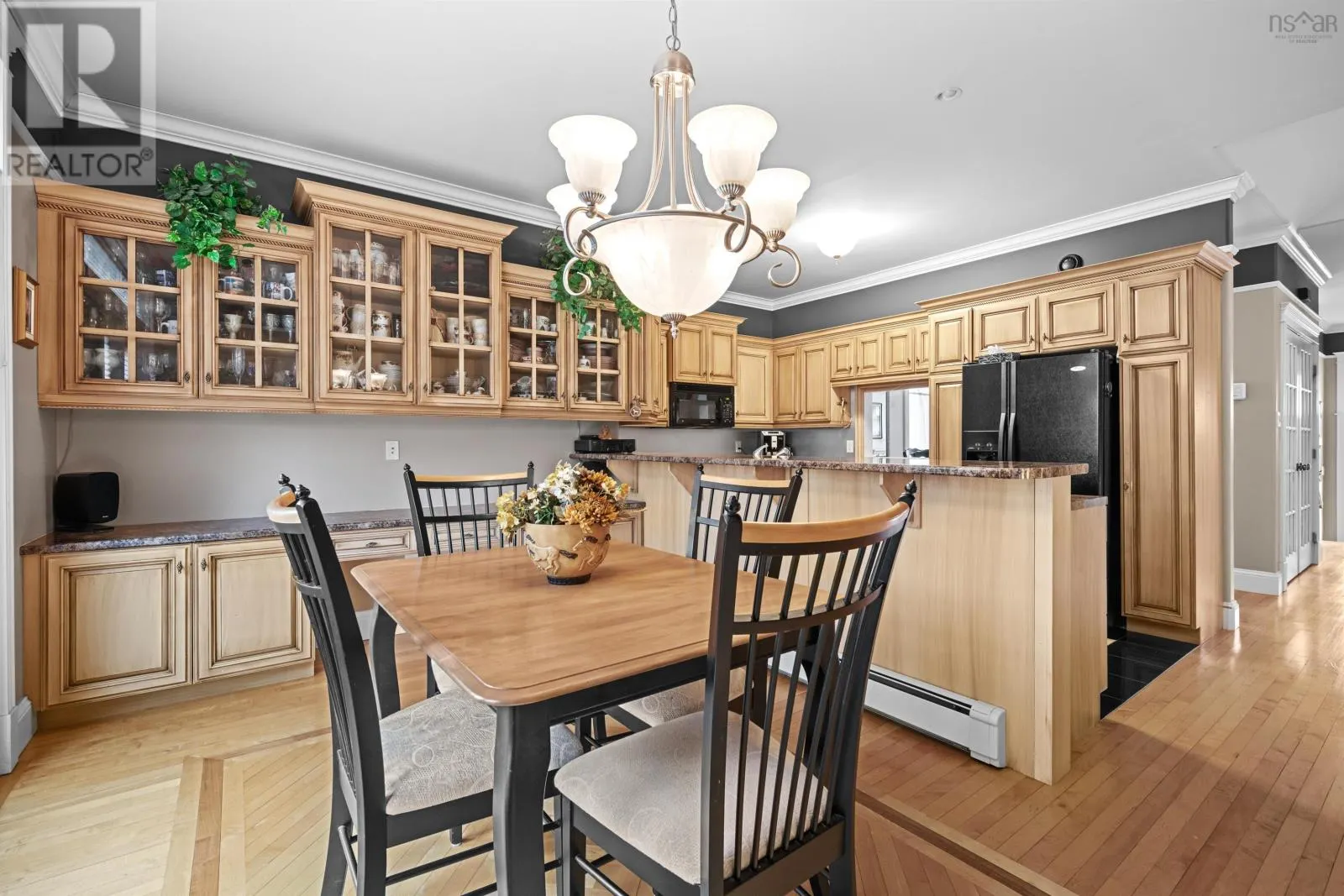 16 Ridgepark Lane