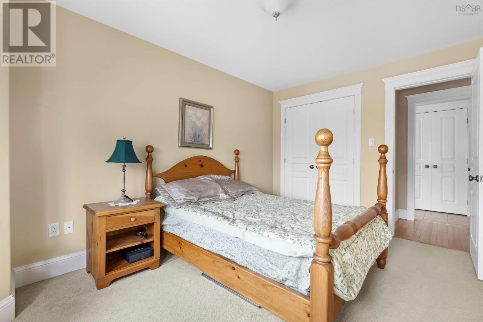 16 Ridgepark Lane