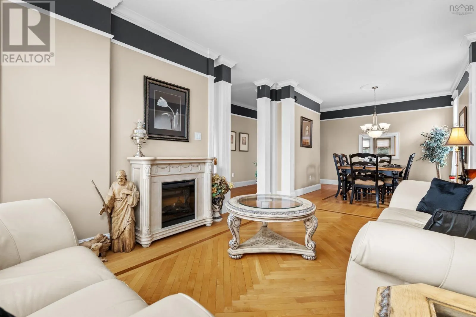 16 Ridgepark Lane