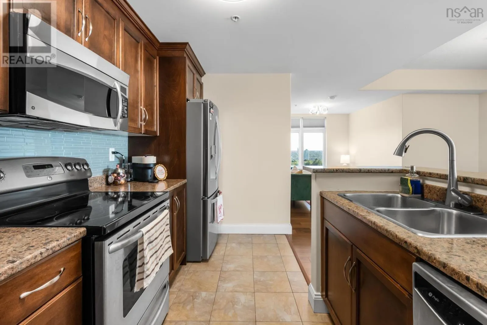 1011 60 Walter Havill dr Drive