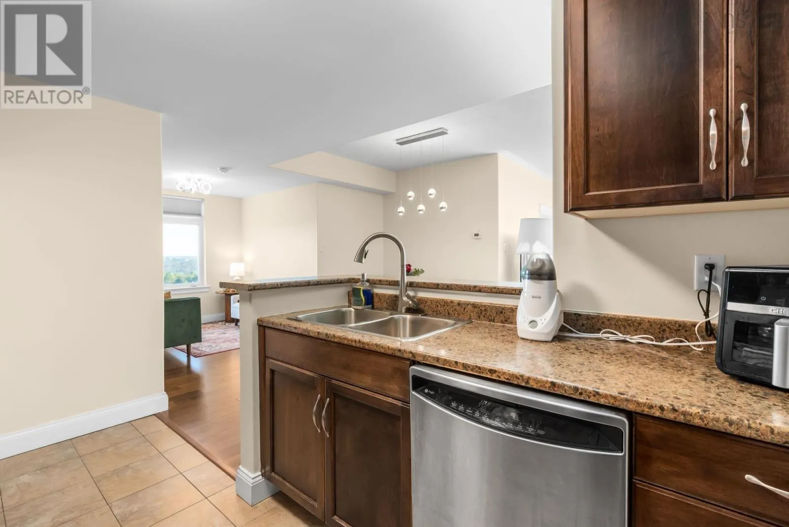 1011 60 Walter Havill dr Drive