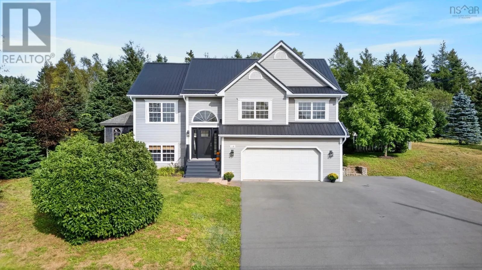 118 EDGEHILL Drive