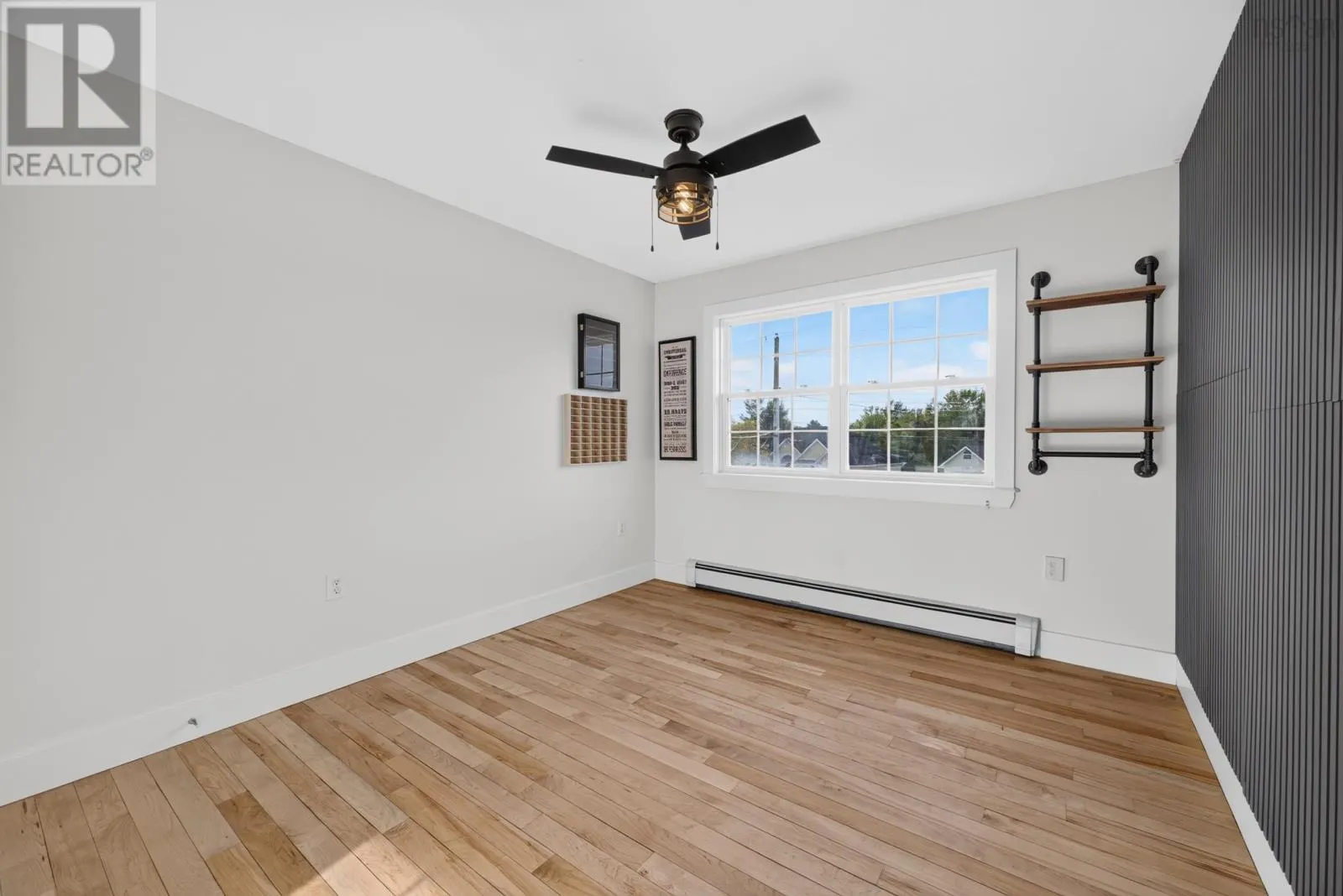 118 EDGEHILL Drive