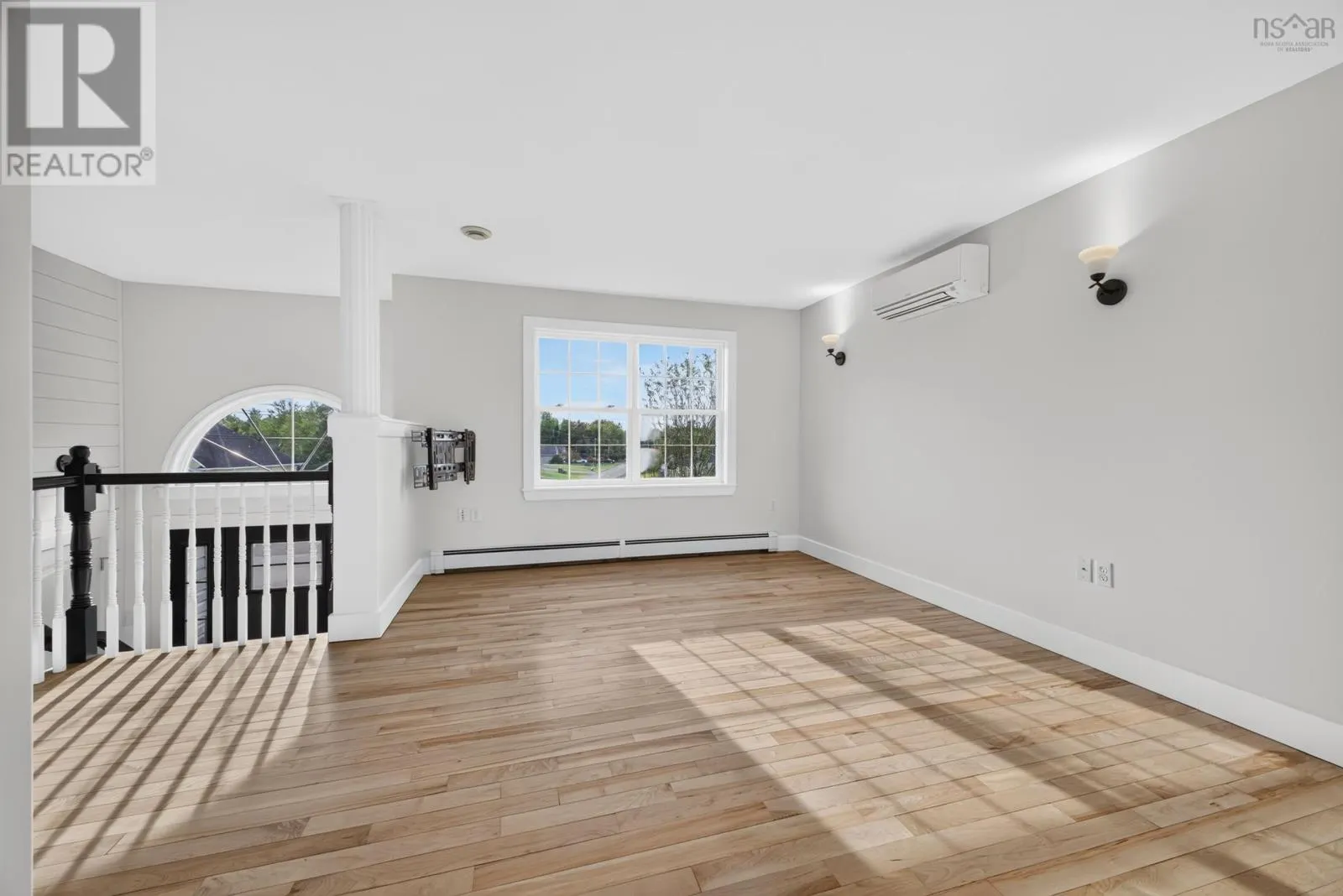 118 EDGEHILL Drive