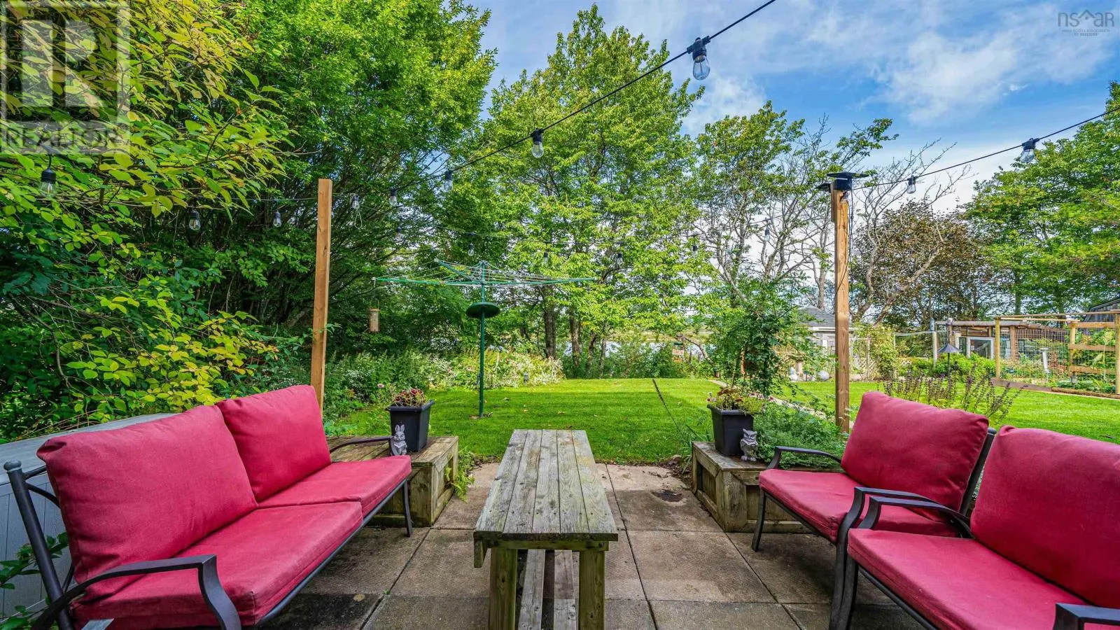 7 Lakeview Drive