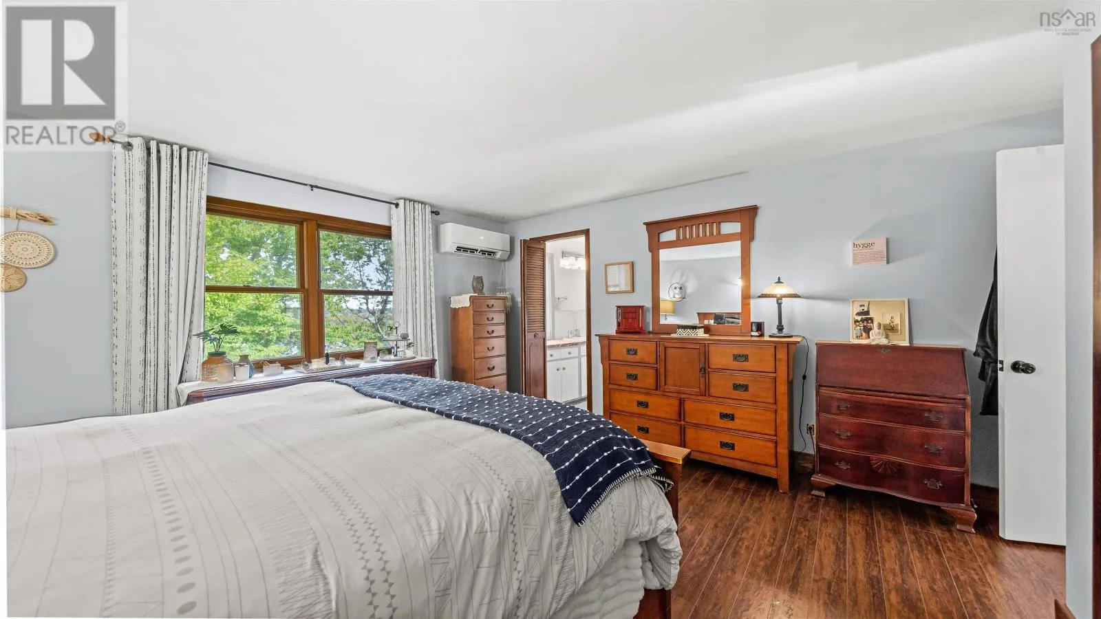7 Lakeview Drive