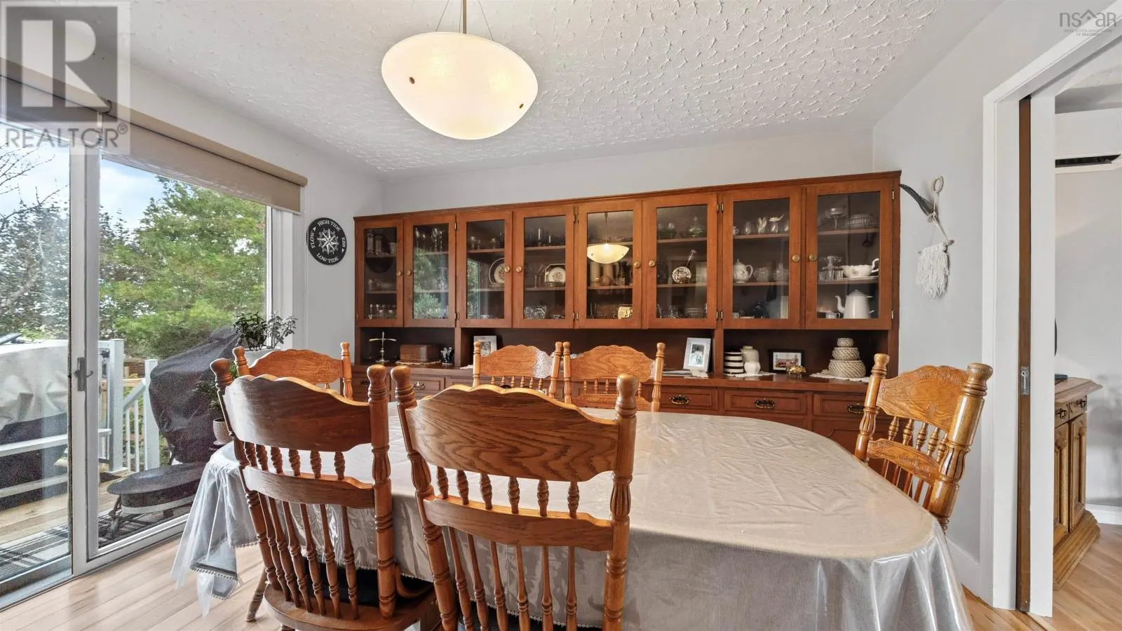 7 Lakeview Drive