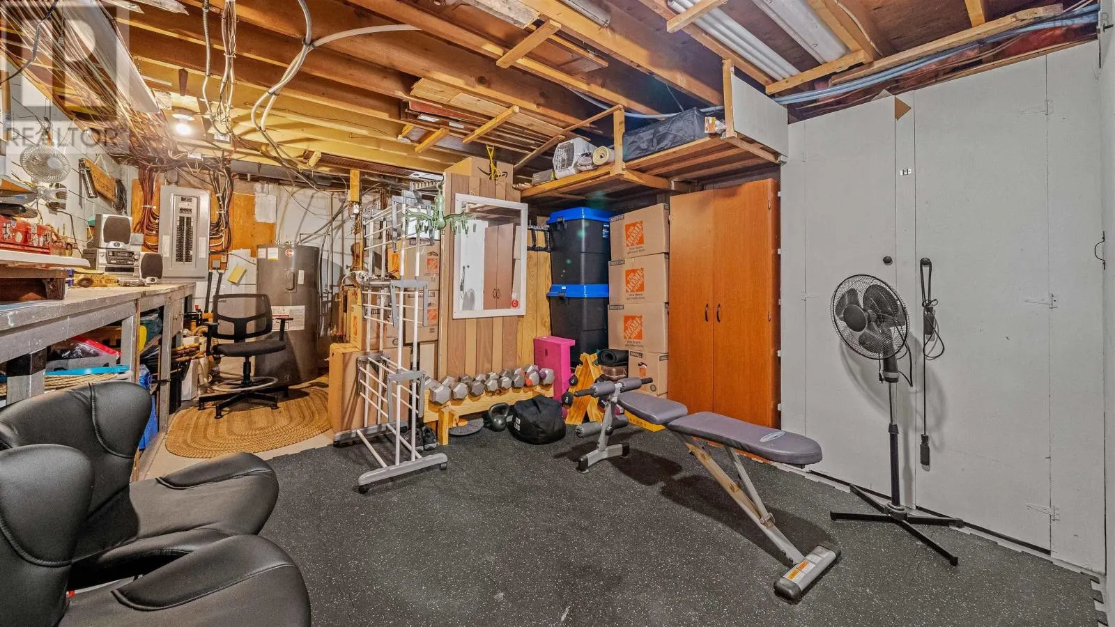 7 Lakeview Drive