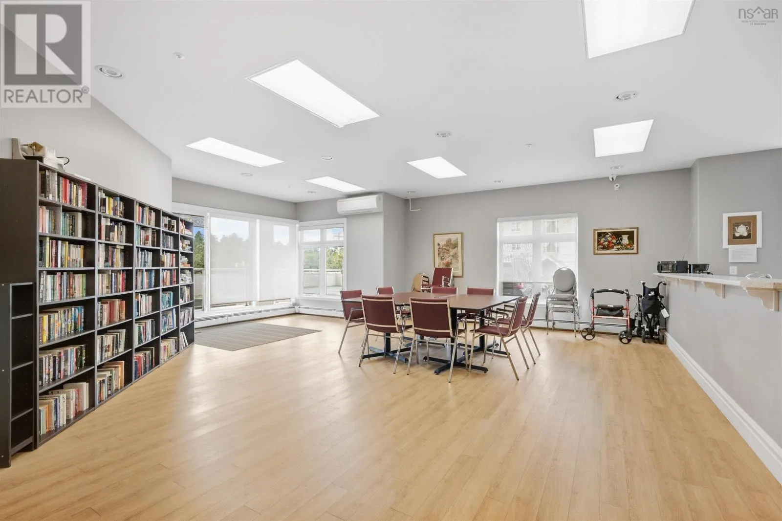 610 202 Walter Havill Drive