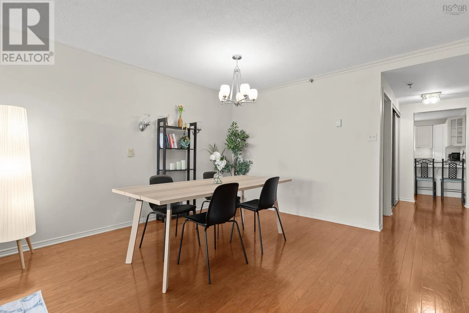 61 Nelsons Landing Boulevard