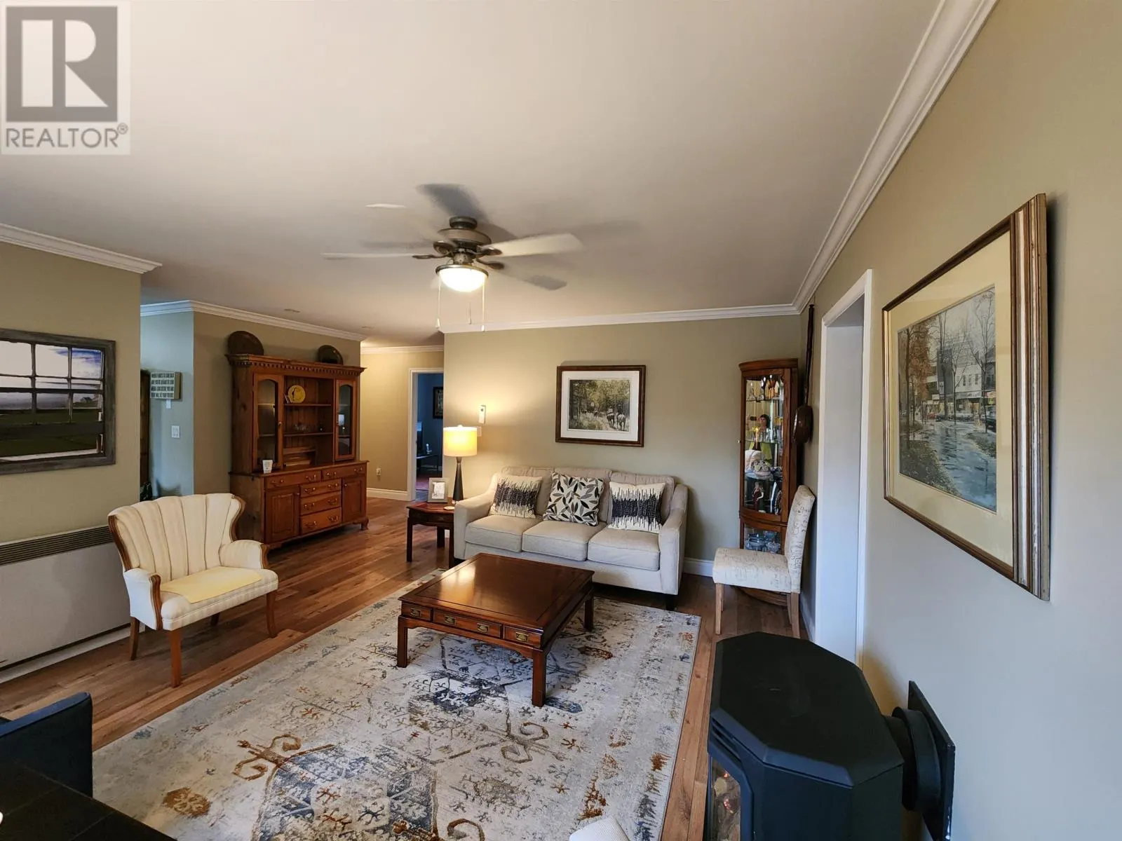 549 ROBERT CLEMENTS Drive