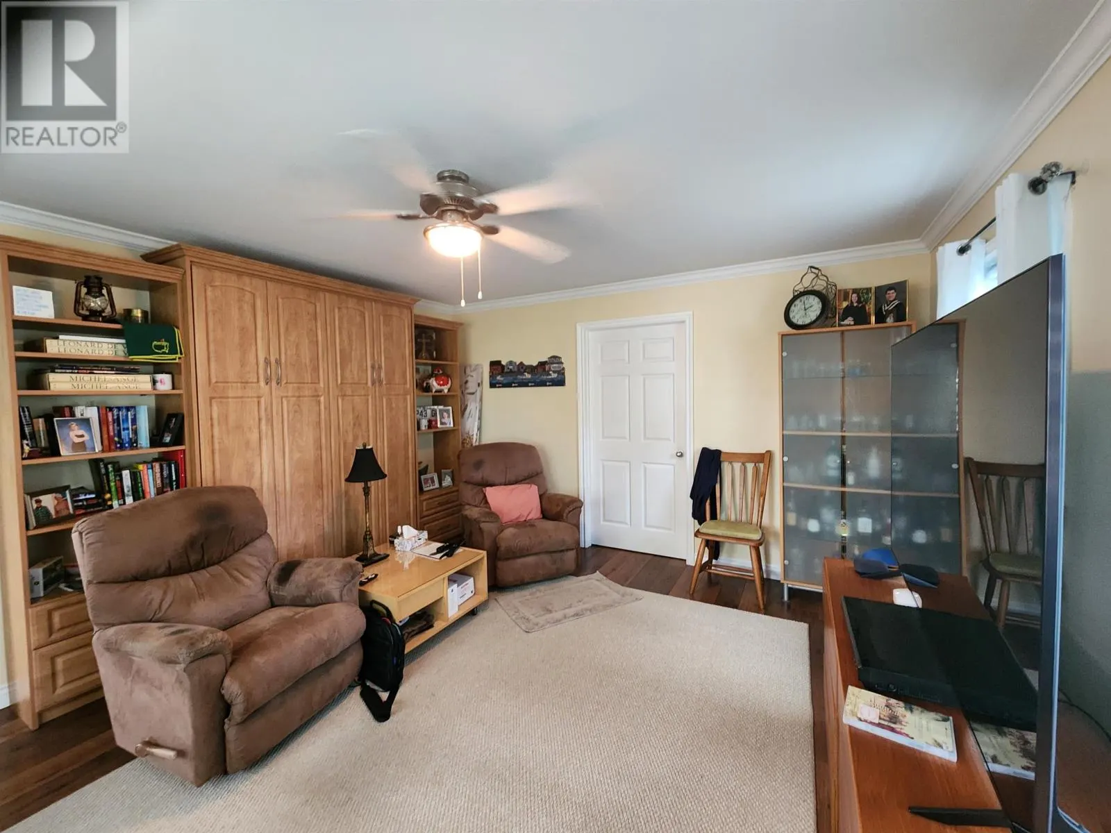 549 ROBERT CLEMENTS Drive
