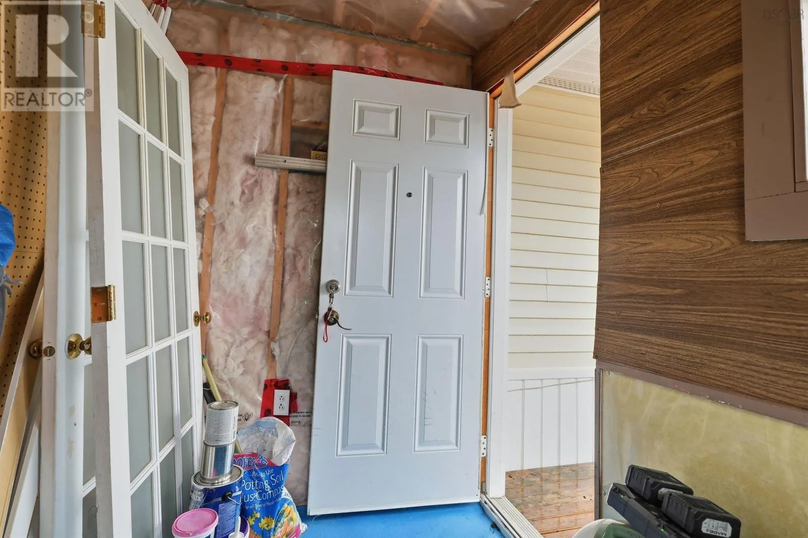 32 Earleton Avenue