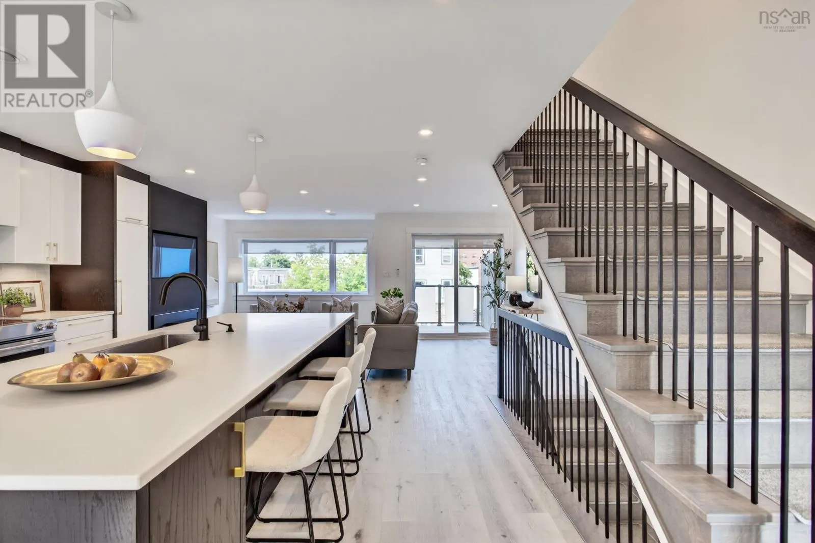 2371 Creighton Street