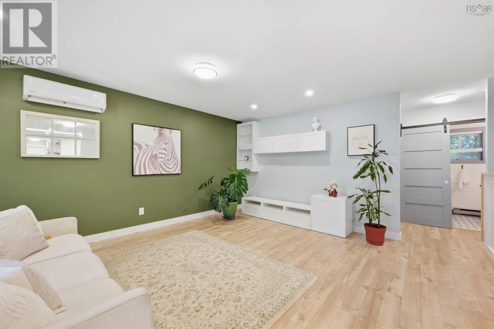 15 Micmac Drive
