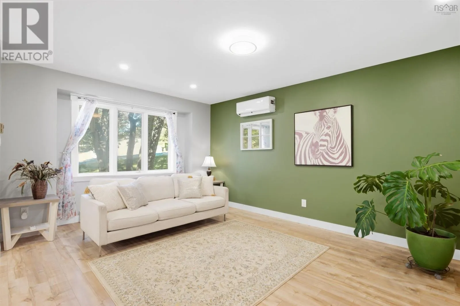 15 Micmac Drive