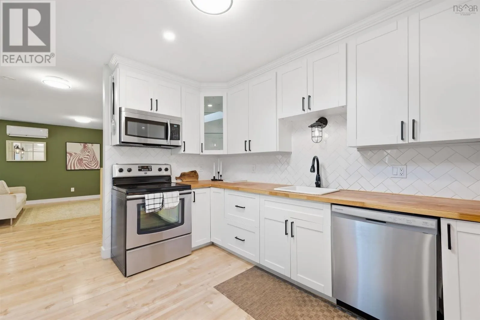 15 Micmac Drive