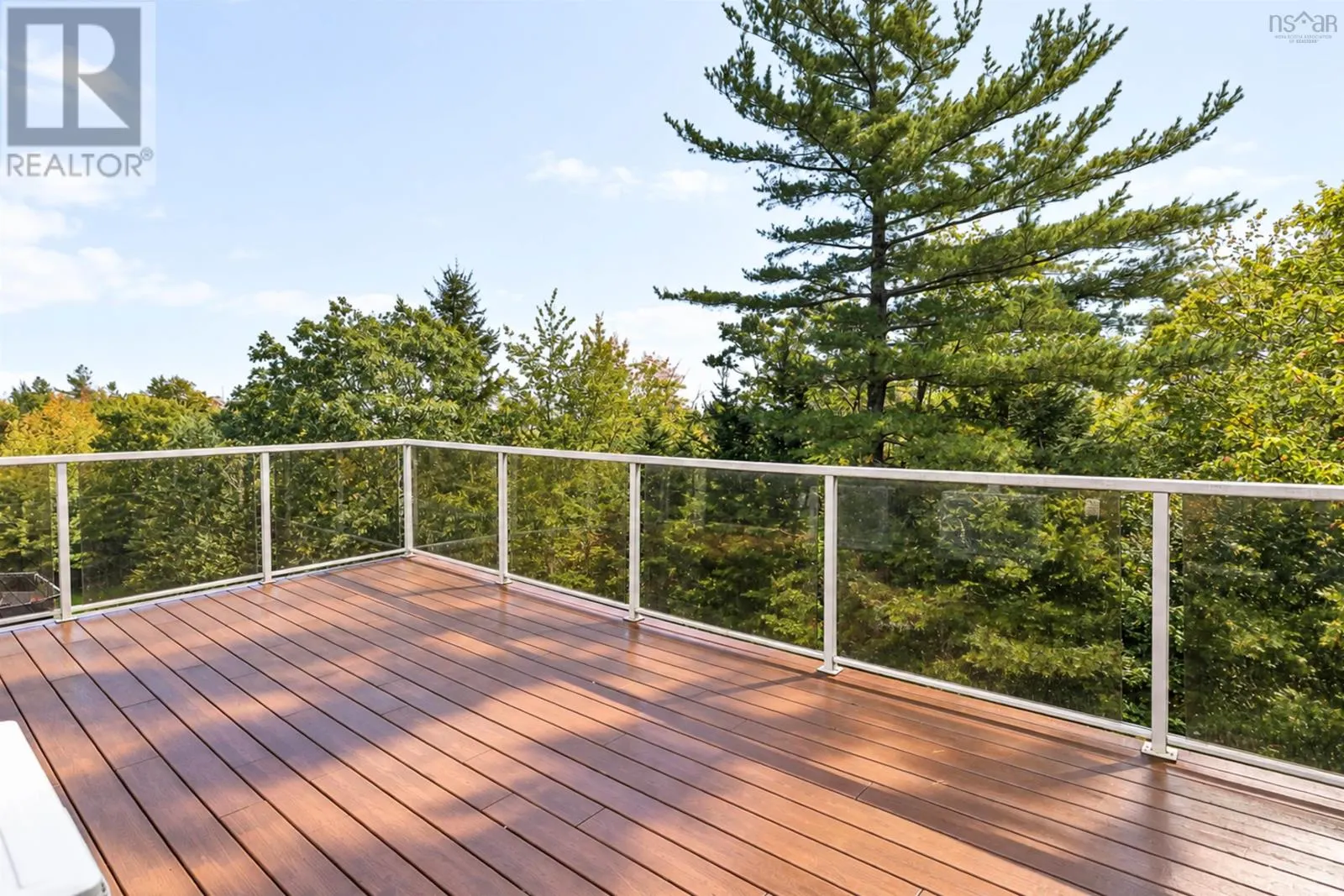 82 Helmsman Court