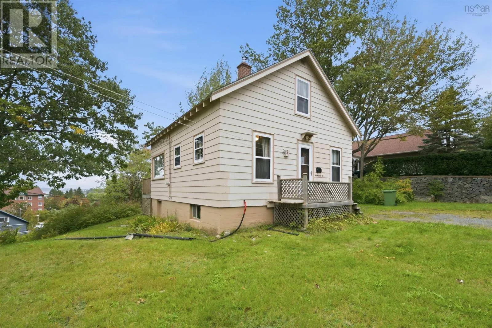 4 Holland Avenue