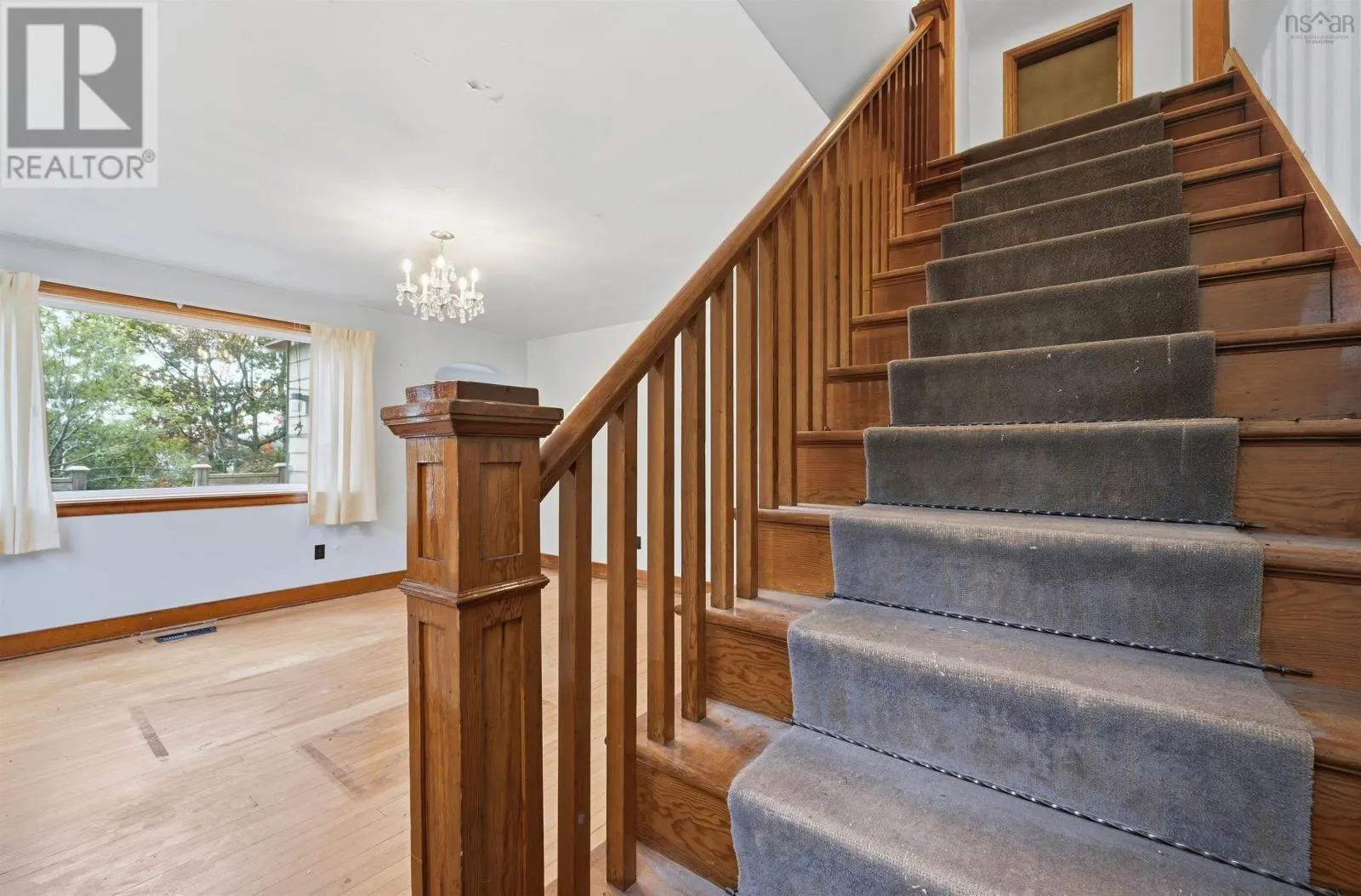 4 Holland Avenue