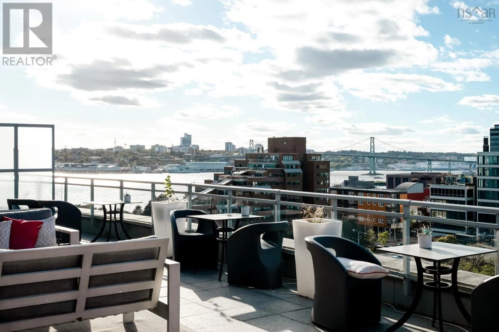 1007 15 Kings Wharf Place