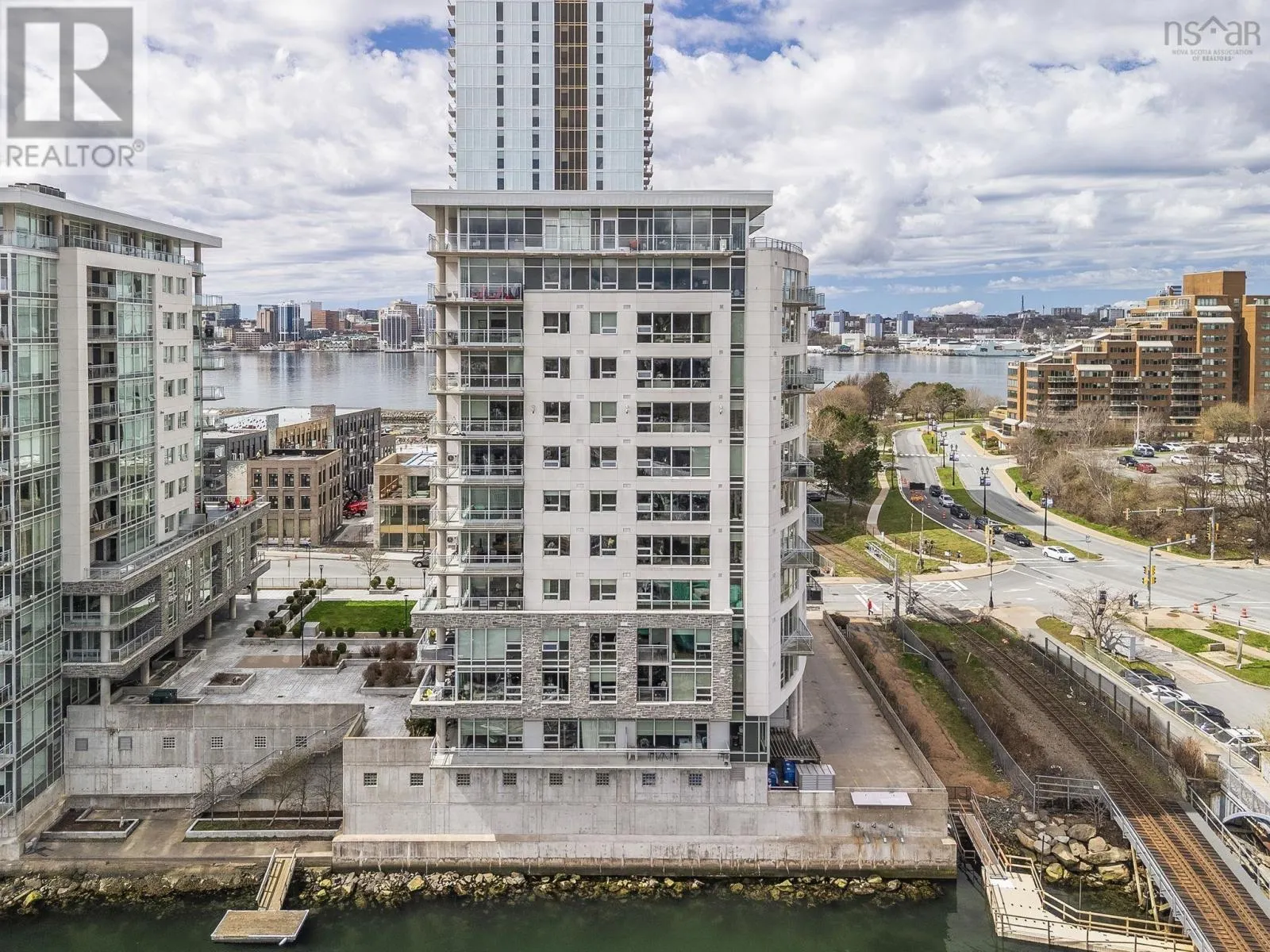 1007 15 Kings Wharf Place