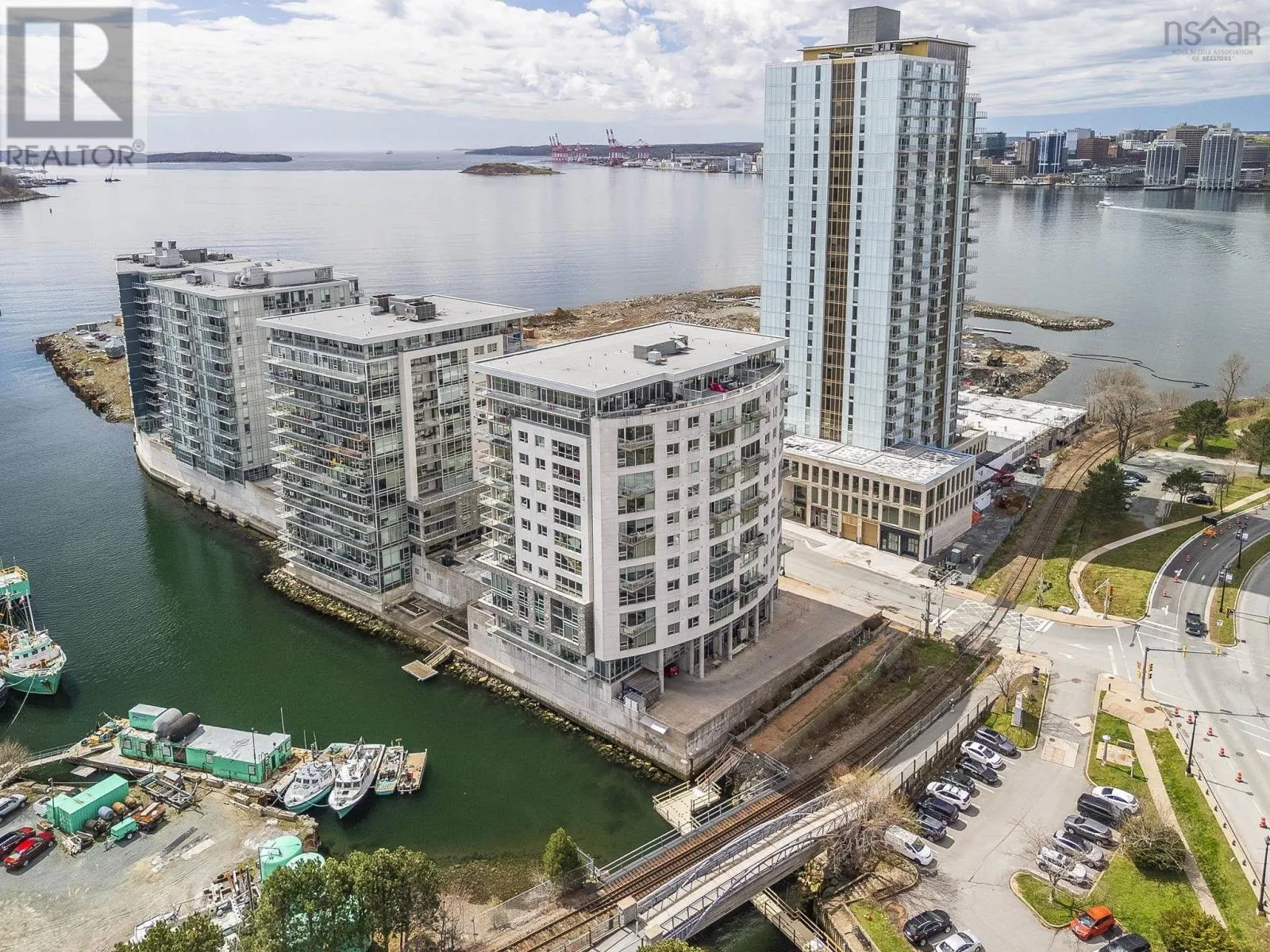 1007 15 Kings Wharf Place