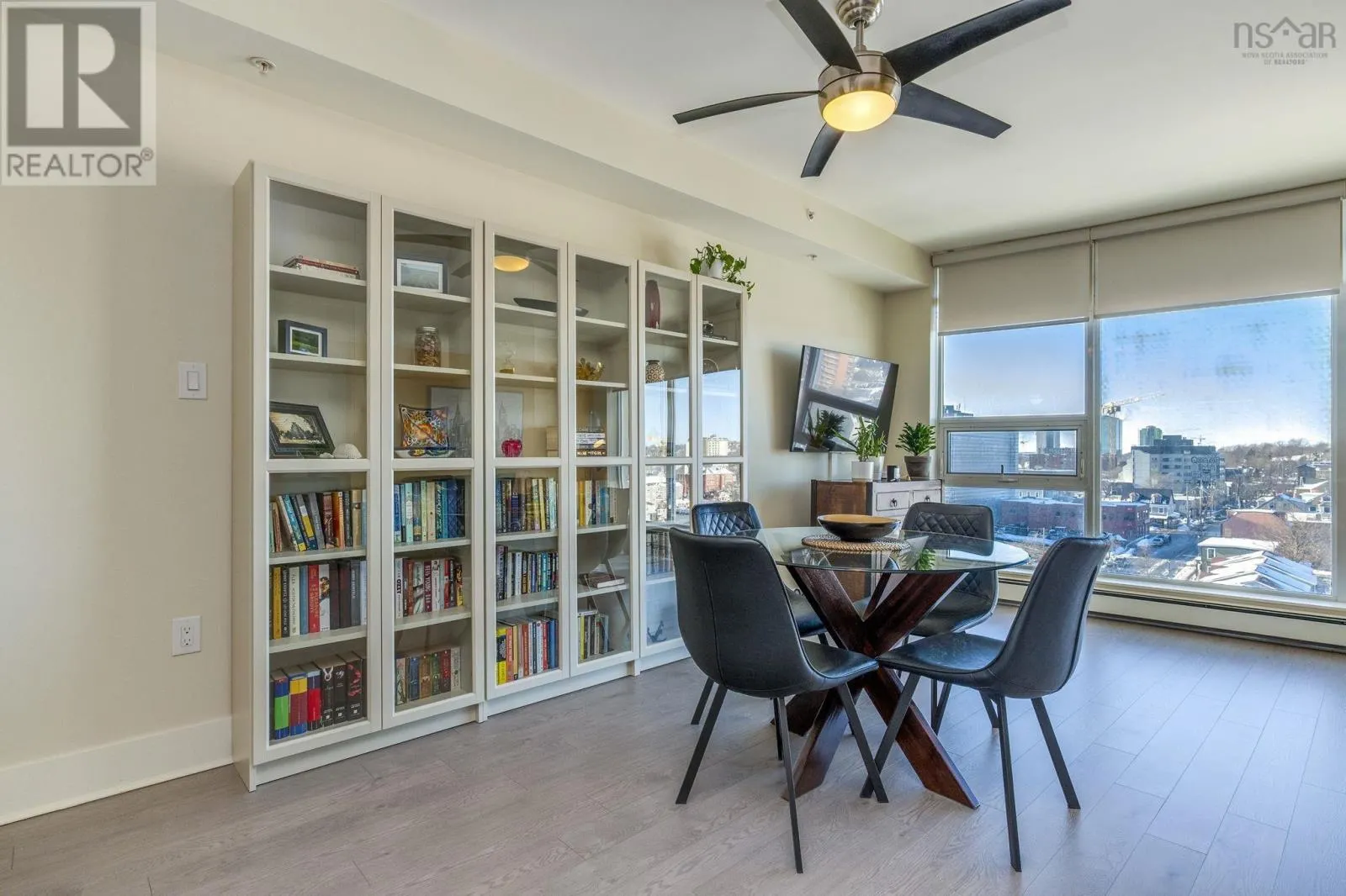 1007 15 Kings Wharf Place
