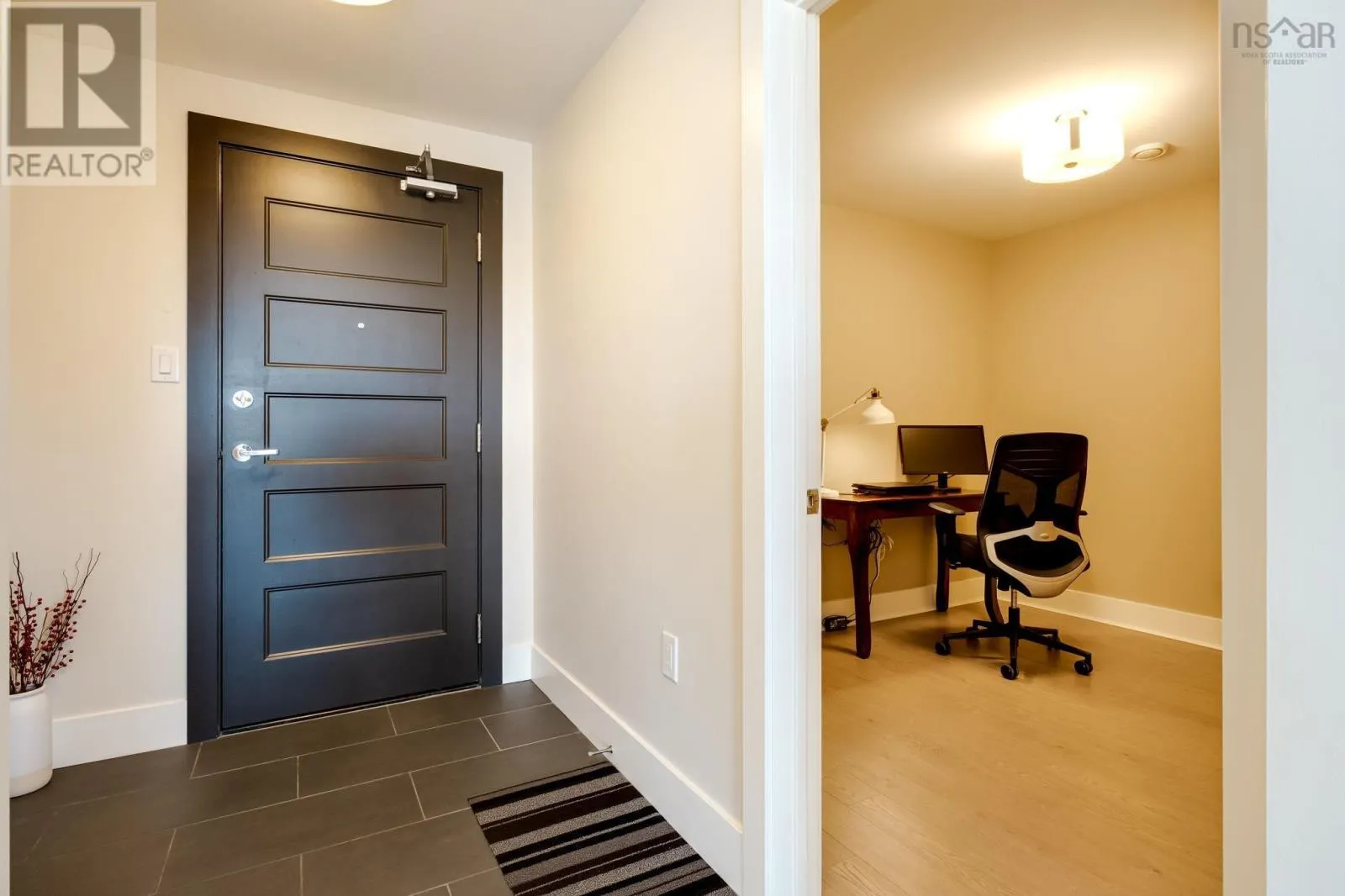 1007 15 Kings Wharf Place