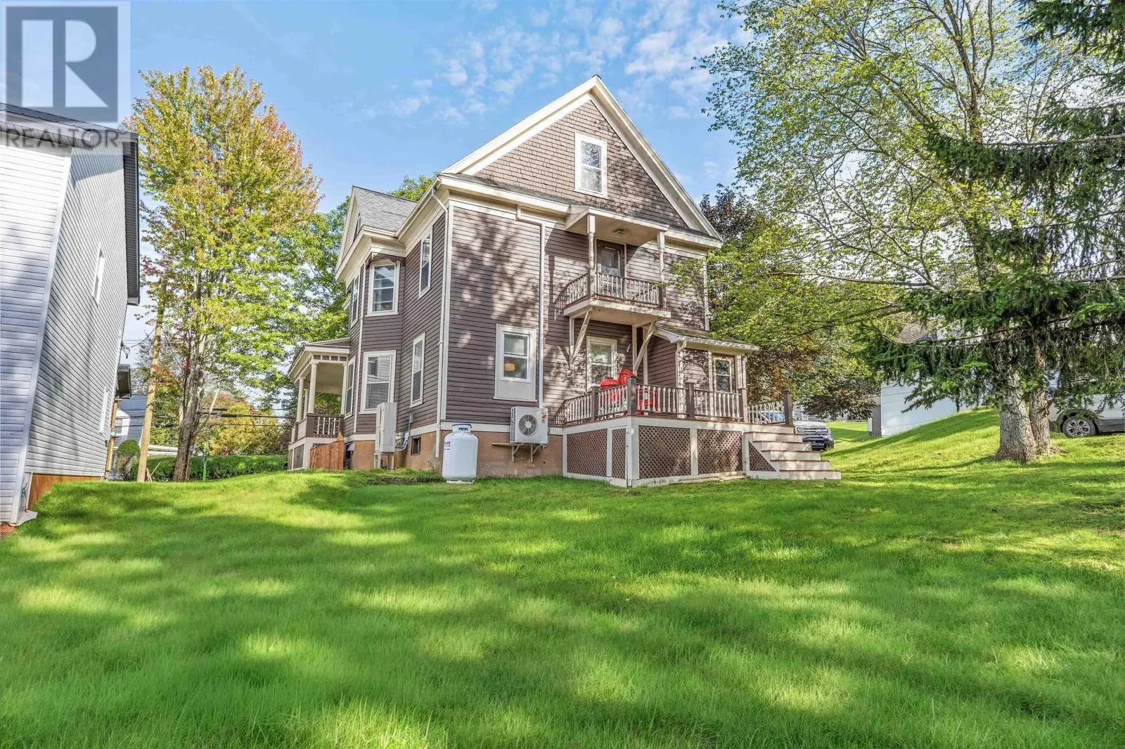 140 Pleasant Street Street